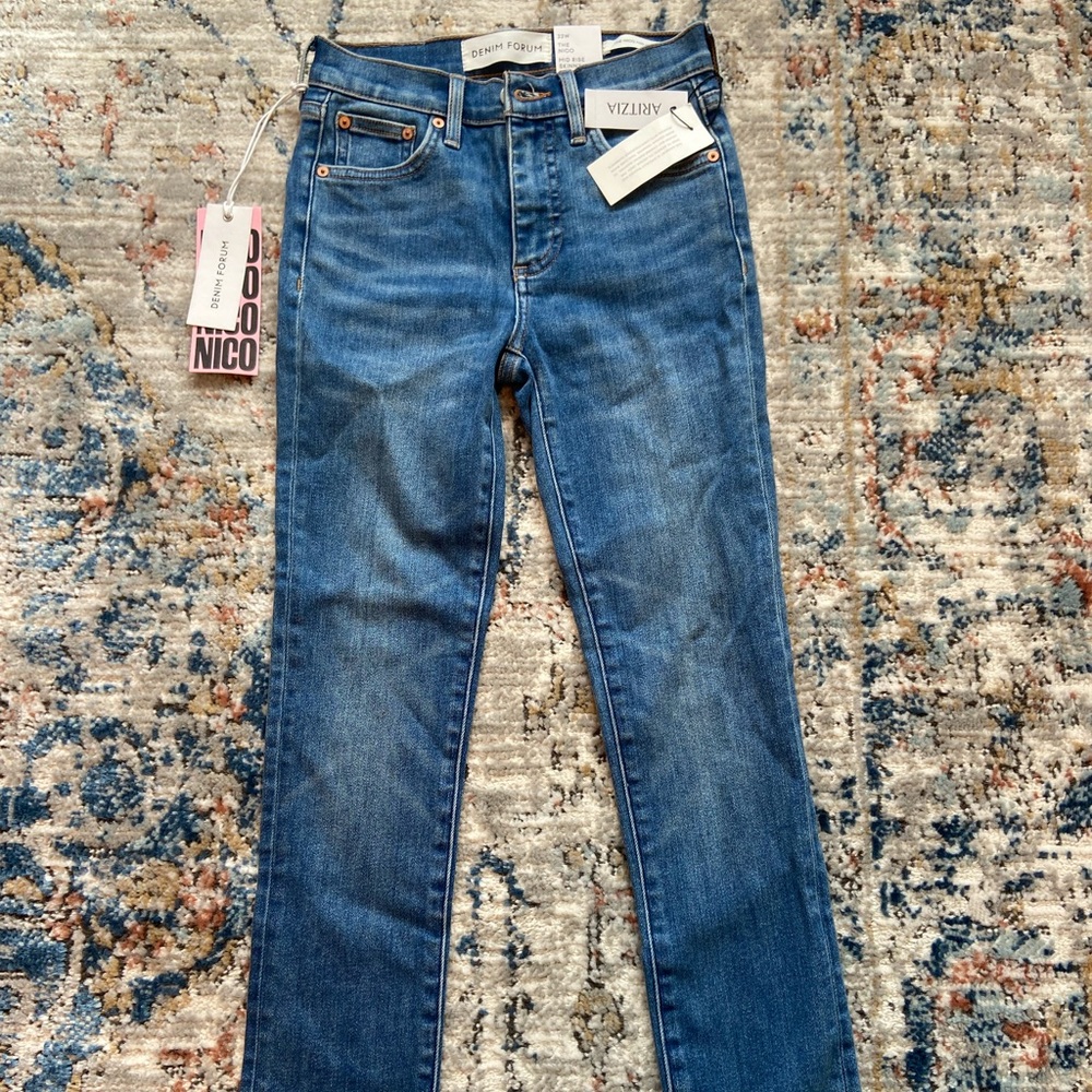 Aritzia Denim Forum Nico Mid Rise Skinny Jeans NWT